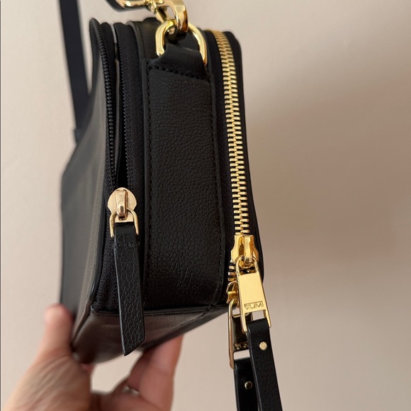 Tumi Voyageur Aberdeen Crossbody in Black - Picture 5 of 11